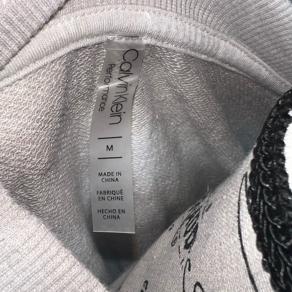 Calvin Klein Sweatshirt - Picture 3 of 5